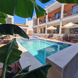 Ξενοδοχείο με διαμερίσματα Maltepe Luxury By Travel Pro Services